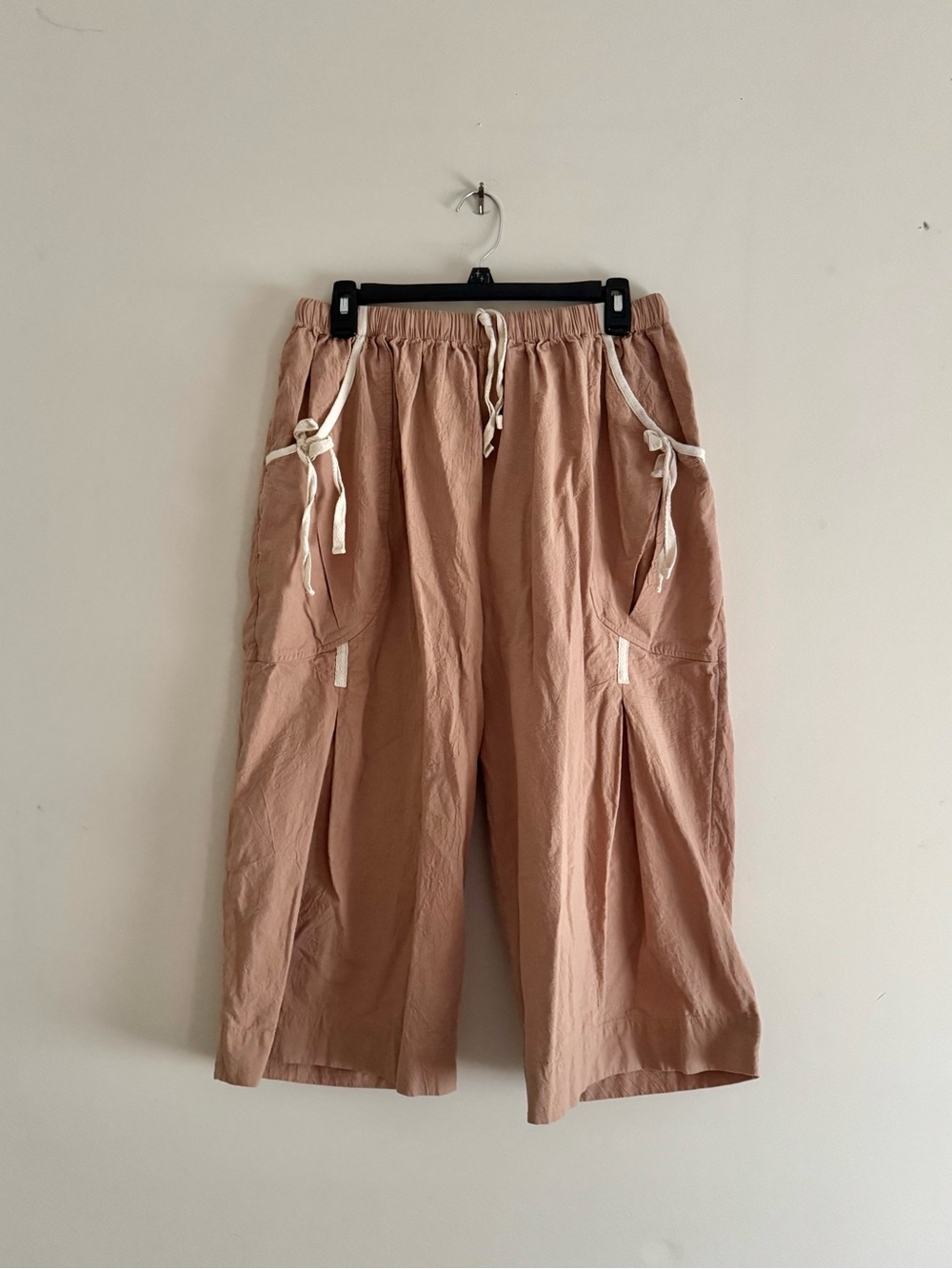 Free People Khloe Capris in Cocoa Mousse - Women's Size Medium